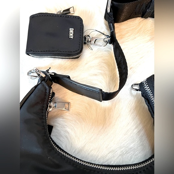 DNKY Donna Karen New York NWT Black Nylon Theo Crescent Shoulder Crossbody - Picture 5 of 10